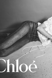 Kendall Jenner Unveils Chloé Paddington Revival in Lace & Denim