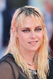 Kristen Stewart Chanel Deauville 2025 Red Carpet Look