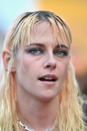 Kristen Stewart Chanel Deauville 2025 Red Carpet Look