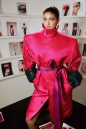Kylie Jenner Champions WWD BeautyInc Unveiling Power Suit Drama