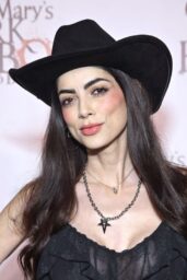 Leeanna Vamp Experiments With Western Goth Lingerie Look 2025