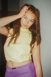 Lola Tung Velvet Rebellion: NYLON’s September 2025 Shoot Unveils Whiplash Chic