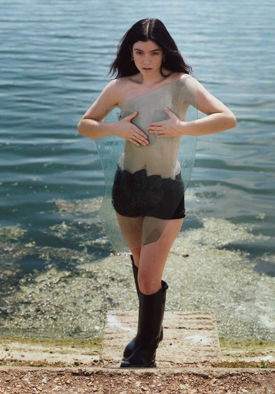 Lorde Unveils Velvet Rebellion for DAZED Autumn 2025 Cover