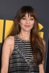Marion Cotillard Debuts Geometric Glam at ‘The Morning Show’ Premiere NYC 2025