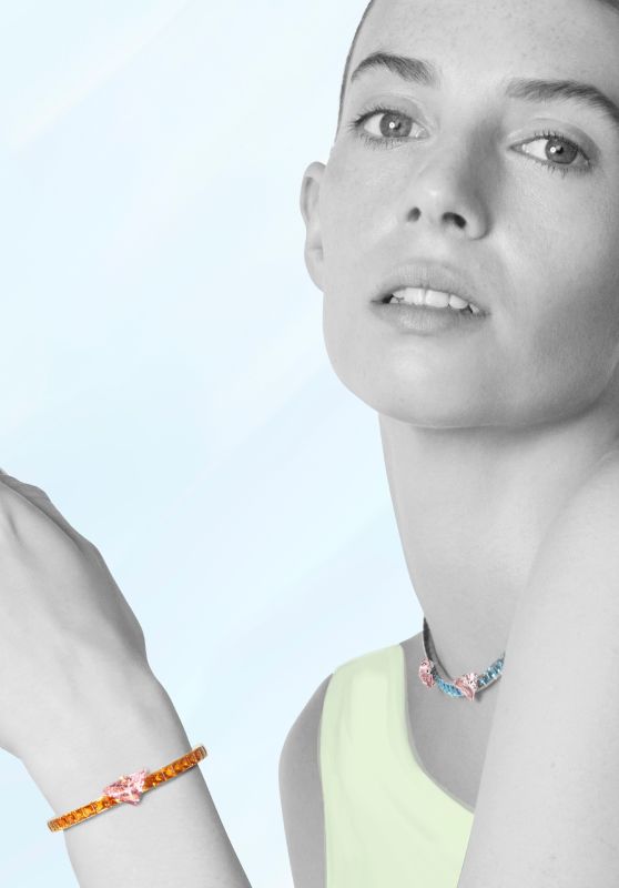 Maya Hawke Debuts Prada’s Couleur Vivante Jewels – September 2025
