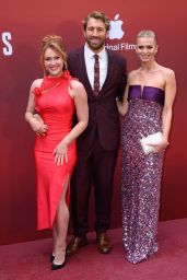 Nadiya Bychkova Embodies Sequin Glamour at London Screening 2025