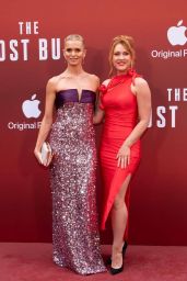 Nadiya Bychkova Embodies Sequin Glamour at London Screening 2025