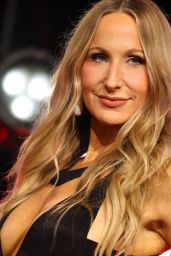 Nikki Glaser Sheer Drama at the 2025 MTV VMAs