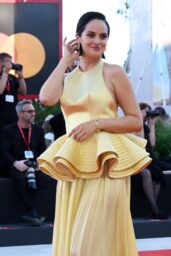 Noémie Merlant Unveils Sculptural Gold at Venice Film Festival 2025