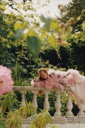 Olga Obumova Debuts Charlotte Simone’s Garden Luxe Capsule – Sept 2025