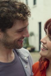 Olivia Cooke & Robin Wright Star in Prime Video’s “The Girlfriend” (2025)