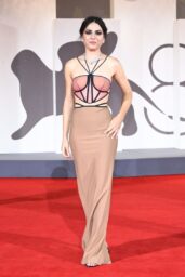Romana Maggiora Vergano Debuts Geometric Romance at Venice 2025