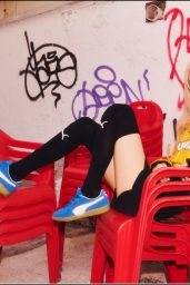 Rosé Champions Classic Reinvention in PUMA’s Monochrome Playground