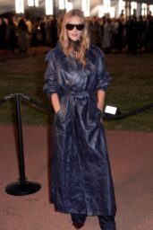 Rosie Huntington-Whiteley Masters Burberrys Nightfall Trench