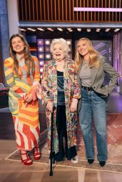 Scarlett Johansson Elevates Talk Show Outfit With Polished Tailoring 2025