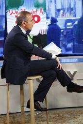 Scarlett Johansson Embodies Bold Color for The Today Show 2011