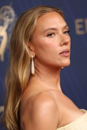 Scarlett Johansson Unveils a New Prada Era at the Emmys