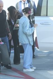 Selena Gomez Unveils a Coziest Airport Look