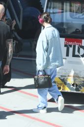 Selena Gomez Unveils a Coziest Airport Look