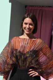 Stephanie Economou Unveils Premiere Sunset Pleated Silhouette