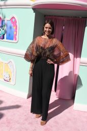 Stephanie Economou Unveils Premiere Sunset Pleated Silhouette