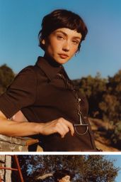 Sydney Chandler Embodies Who What Wear Editorial Contrast