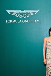 Taylor Hill Embodies NYC Event Floral Softness