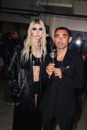 Taylor Momsen Unveils MAC Campaign Nineties Grunge Opulence