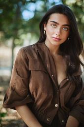 Taylor Nunez Debuts Effortless Style