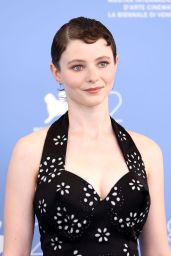 Thomasin McKenzie Debuts a Retro-Chic Look in Venice