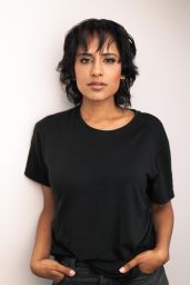 Agam Darshi Pairs Denim Utility With Soft Glam Makeup 2025
