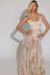 Alexis Ren Stuns in Raffe Vintage’s Bohemian Corset Gown – October 2025