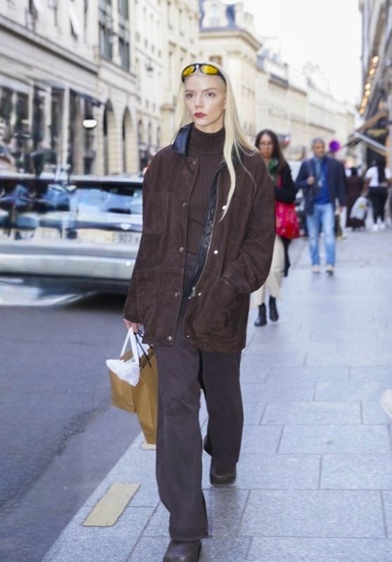 Anya Taylor-Joy Channels Nineties Grunge Chic During Paris Fashion Week