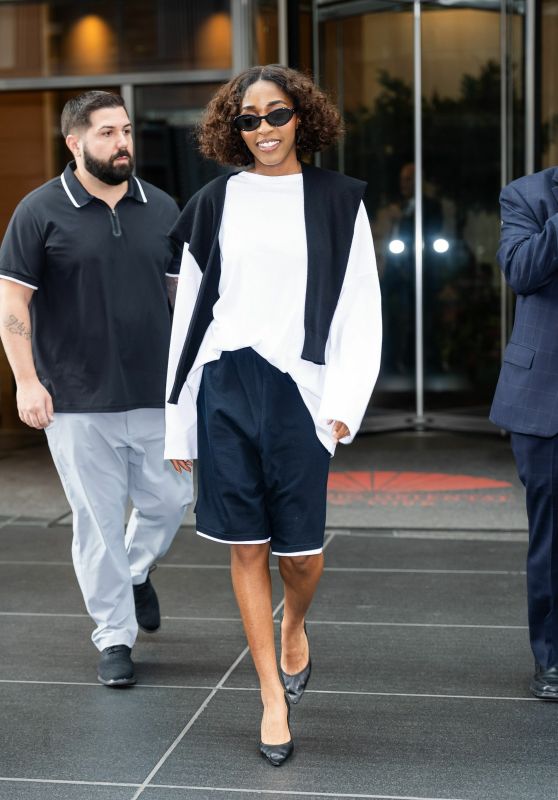 Ayo Edebiri Defines Casual Chic in New York City Street Style