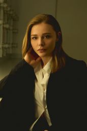 Chloë Grace Moretz Defines Minimalist Power Dressing 2025