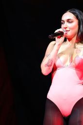 CIL Channels 90s Edge on Dua Lipa Radical Optimism Tour