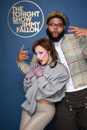 Doja Cat Juxtaposes Casual Knitwear With Crystal Tights on Fallon 2025