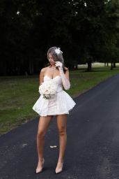 Elyse Hofer Wears Short Lace Bridal Dress in October 2025