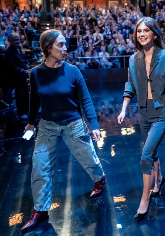 Emilia Jones Cropped Suit Set Late Night Seth Meyers