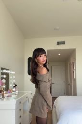 Faith Hedley Elevates Blazer Dress Style for Press Day