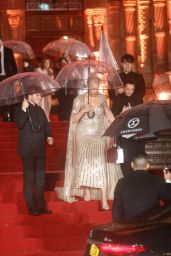 Hannah Waddingham Sparkles at The Albies Gala 2025