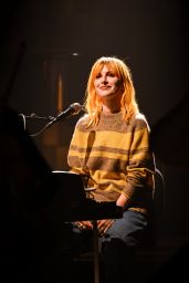 Hayley Williams Selects Striped Sweater for The Tonight Show