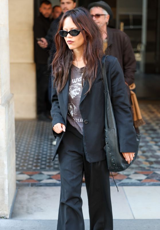 Jenna Ortega Embraces Dark Academia Streetwear at Paris Fashion Week