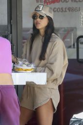 Jessica Alba Embraces Casual Chic in Matching Sweat Set