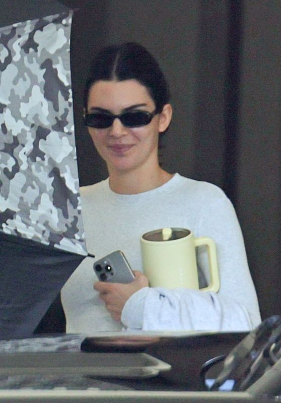 Kendall Jenner With Mug in Simple Sweater for a CA Outing