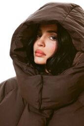 Kylie Jenner Models Monochrome Dark Brown Puffer For Khy Fall 2025