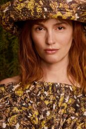 Leighton Meester Champions Avant-Garde Blooms for GLAMOUR Spain