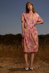 Leighton Meester Champions Avant-Garde Blooms for GLAMOUR Spain