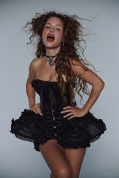 Olga Obumova Channels Dark Romanticism for Selkie Fall 2025