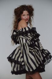 Olga Obumova Defines Striped Romantic Volume Selkie Fall 2025